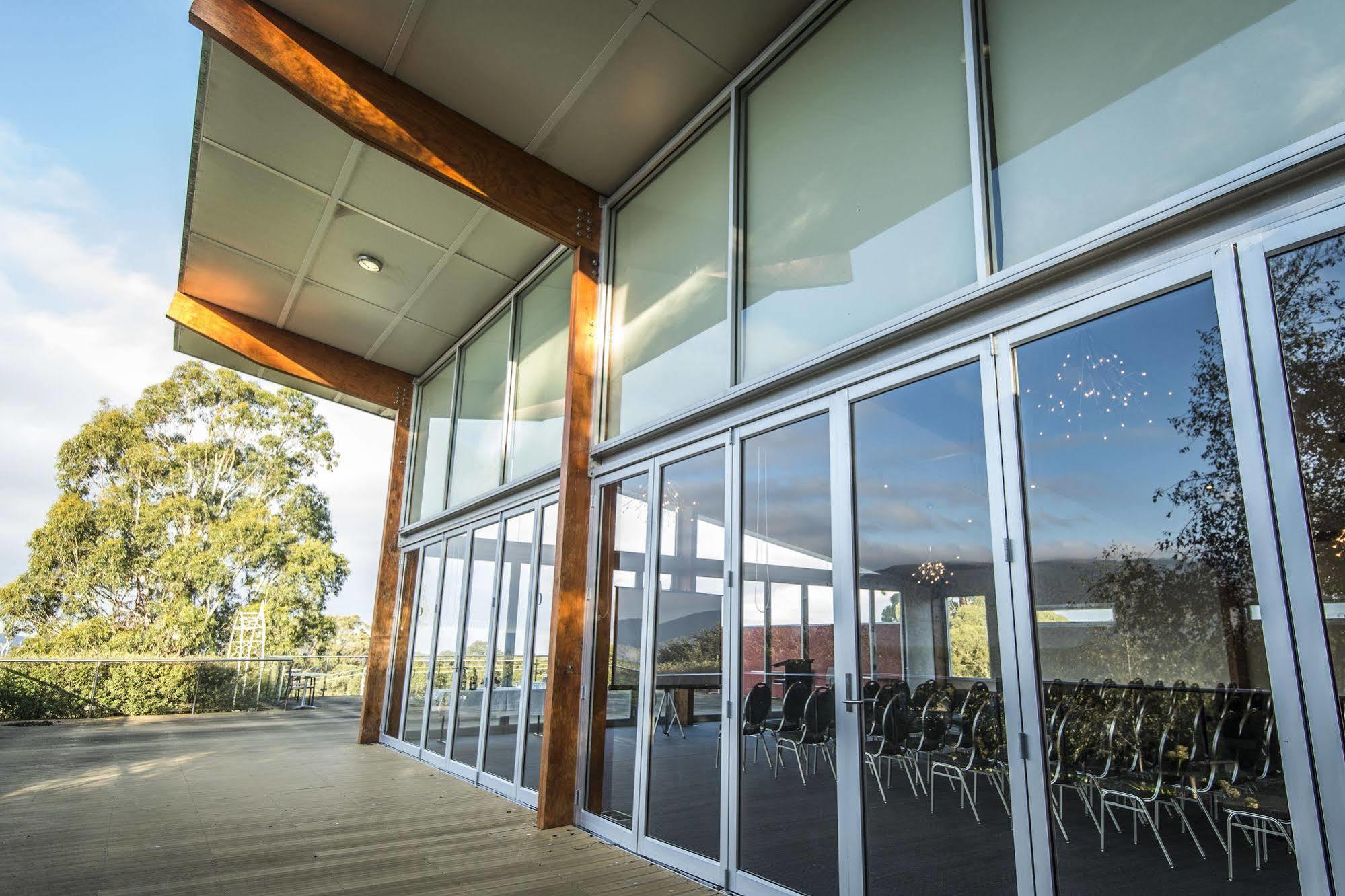 Macedon Ranges Hotel & Spa Exterior photo