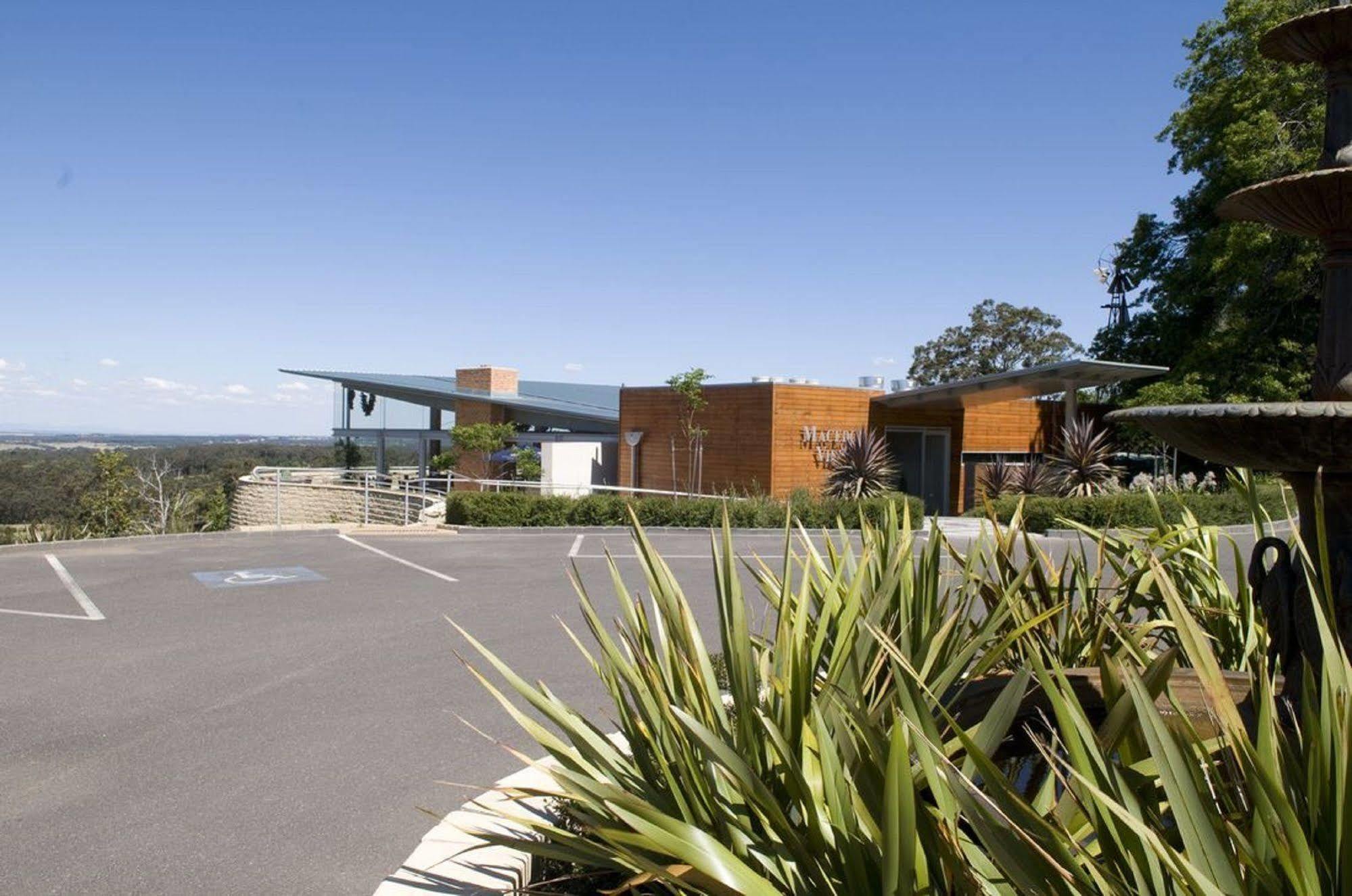 Macedon Ranges Hotel & Spa Exterior photo